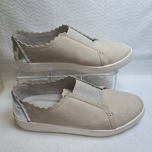 COLE HAAN GRANDPRO SPECTATOR SCALLOPED SLIP ON SNEAKER WOMENS SIZE 8 EUC